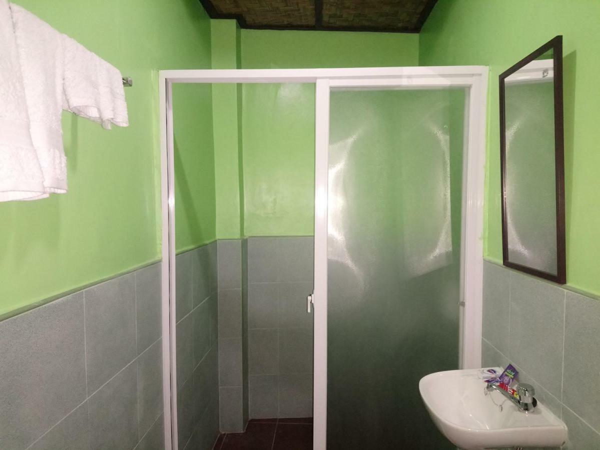 In-N-Out Hostel Siquijor Exterior photo